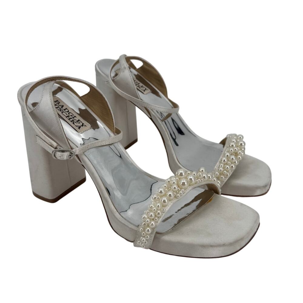 Badgley Mischka Women's US 9 White Natasha Pearl Embellished Block Heels Sandals